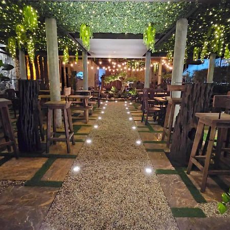 Phoenix Hotel An Bang Beach Хой Ан Екстериор снимка